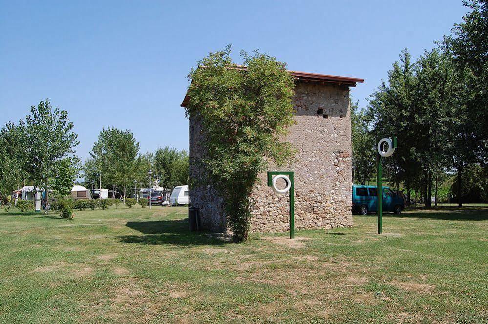 Campeggio Trevisago Iris Park Moniga del Garda Εξωτερικό φωτογραφία
